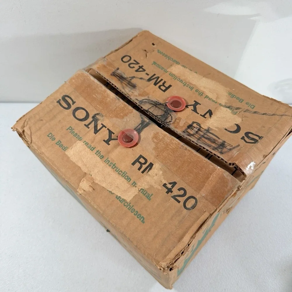 Sony RM-420 U-Matic Remote Control W/ Original Box AS IS‎ UNTESTED